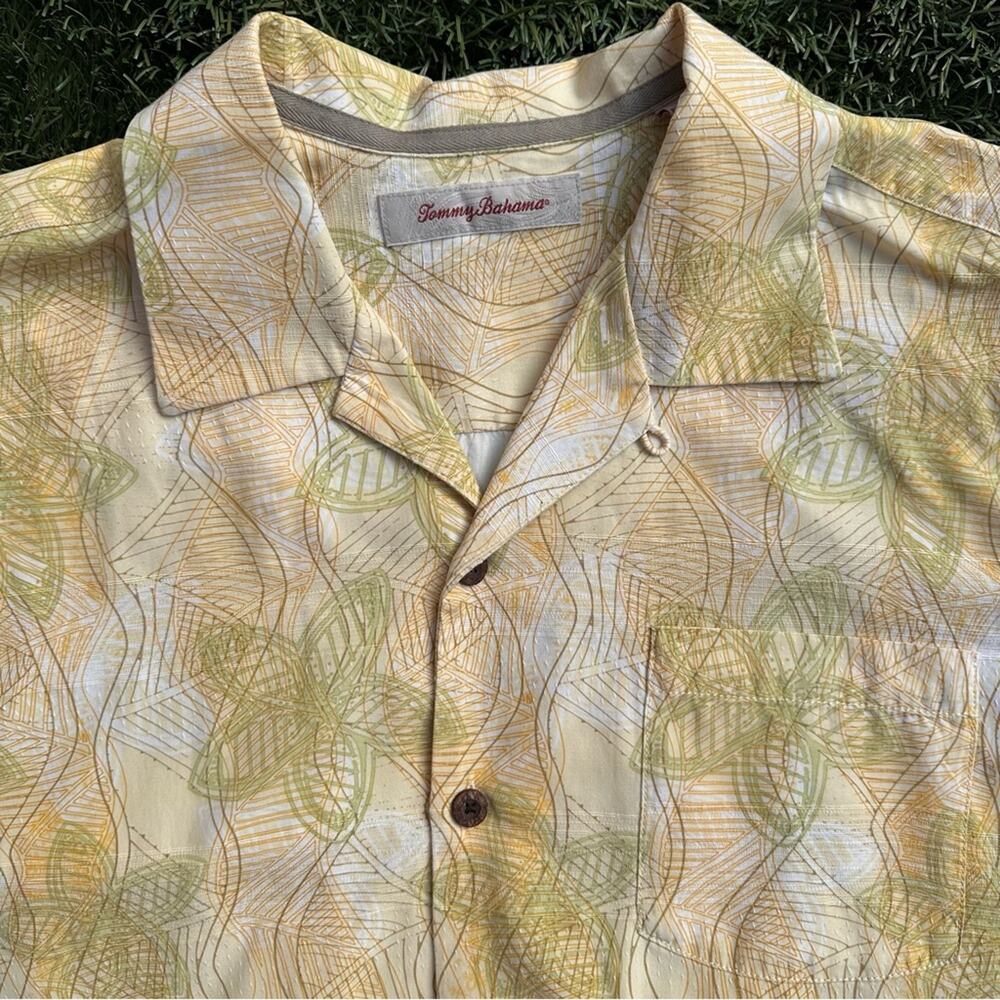 Tommy Bahama Silk Linen Blend Camp Collar Tropical Hawaiian Shirt Pale Yellow Lg